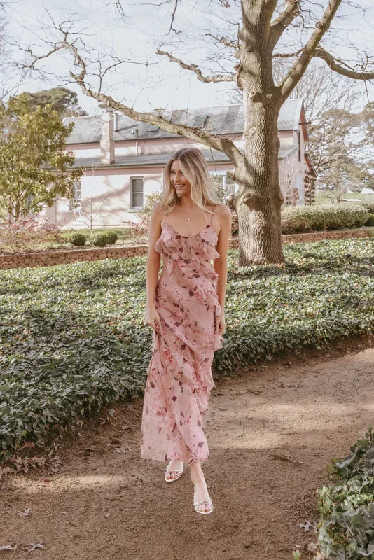 Ciao Ruffles Maxi Dress – Pale Pink Floral