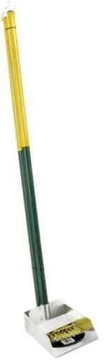 Four Paws Poop Scoop w/ Spade SM