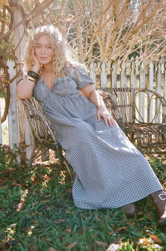 Ilyana Short Sleeve Maxi Dress – Navy Gingham