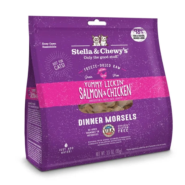 Stella & Chewy’s Freeze-Dried Yummy Lickin’ Salmon and Chicken Cat Dinner Morsels
